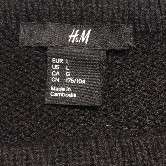 H&M black and cream sweater - Picture 6 of 8